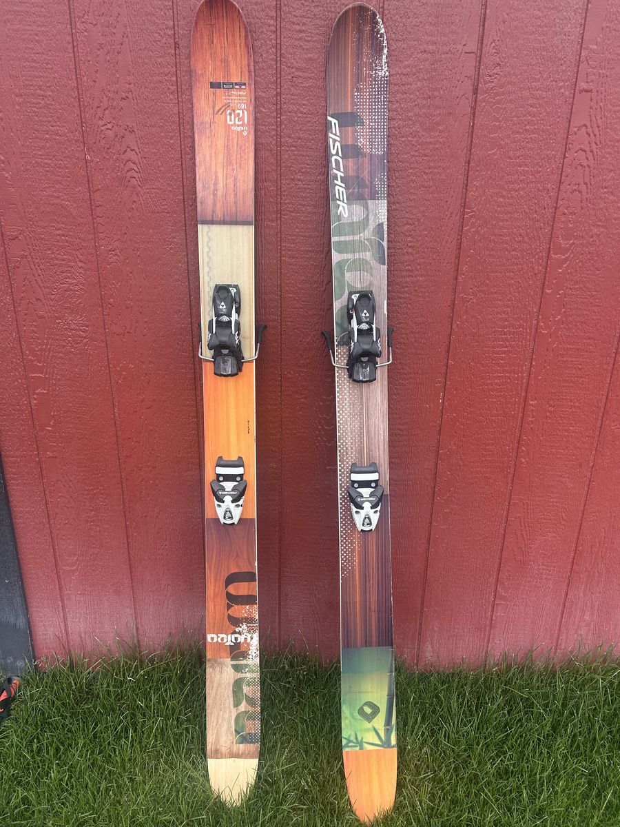 Fischer Watea 120 skis