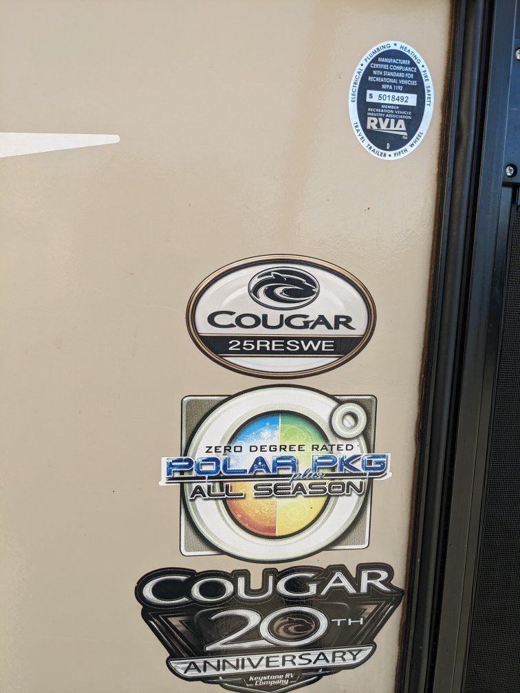 2019 Cougar (M-25 RES-30') 5th Wheel