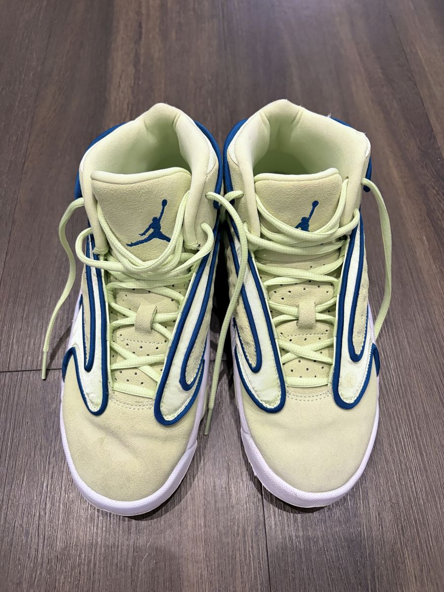 Air Jordan OG Lime Ice Sneakers Women's Size 8 - Used
