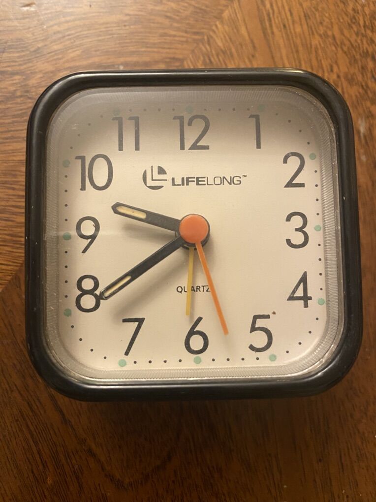 Quartz Travel Alarm Clock - Battery Powered