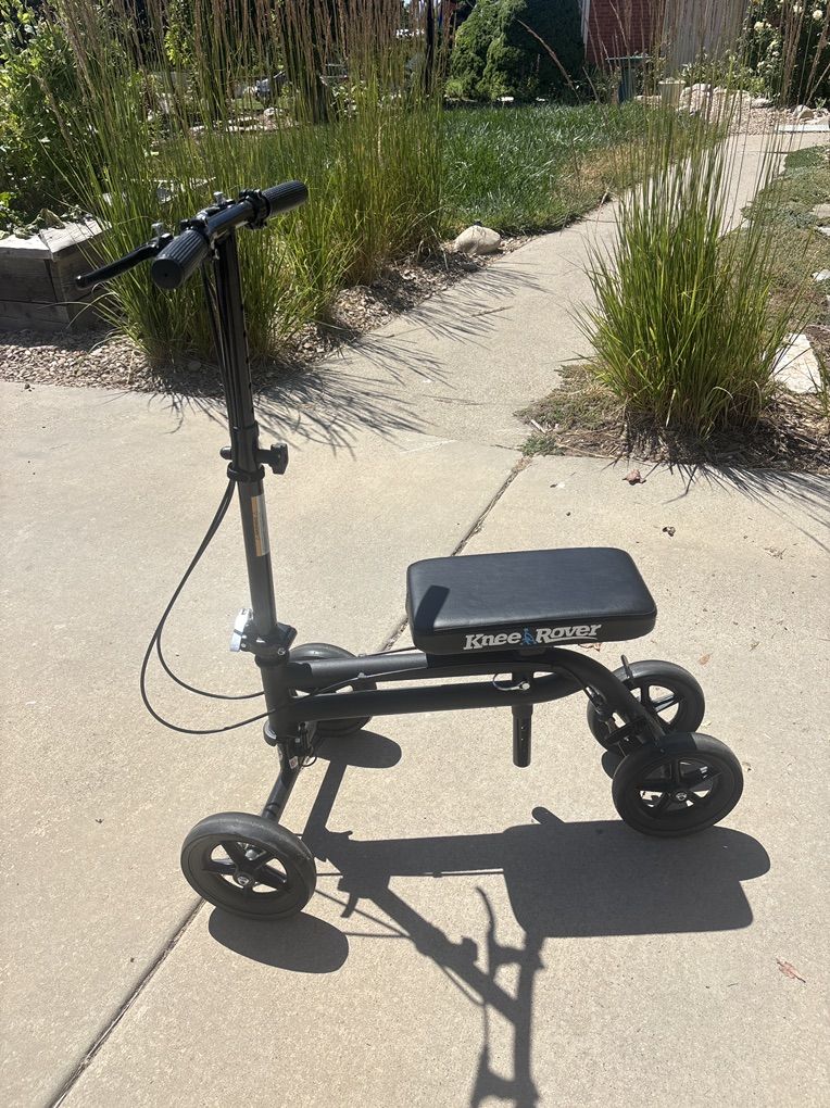 Knee Rover Knee Scooter