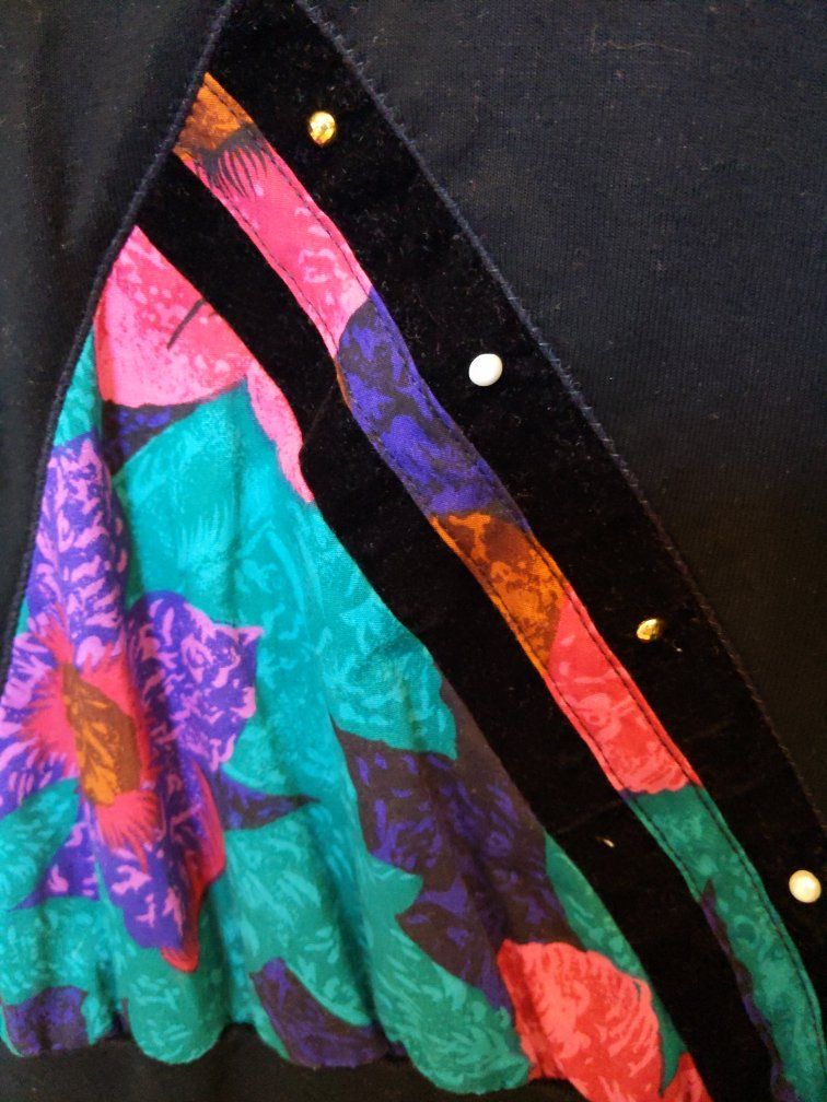 Main image 5