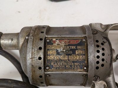 Vintage Black & Decker Electric Drill Heavy Duty Metal Housing 2000 RPM