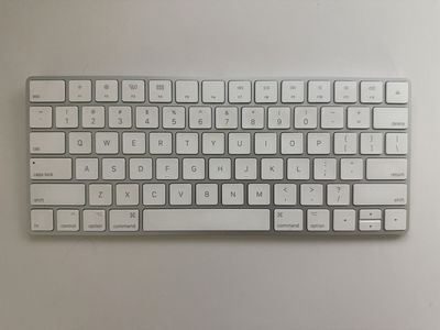 Apple Keyboard