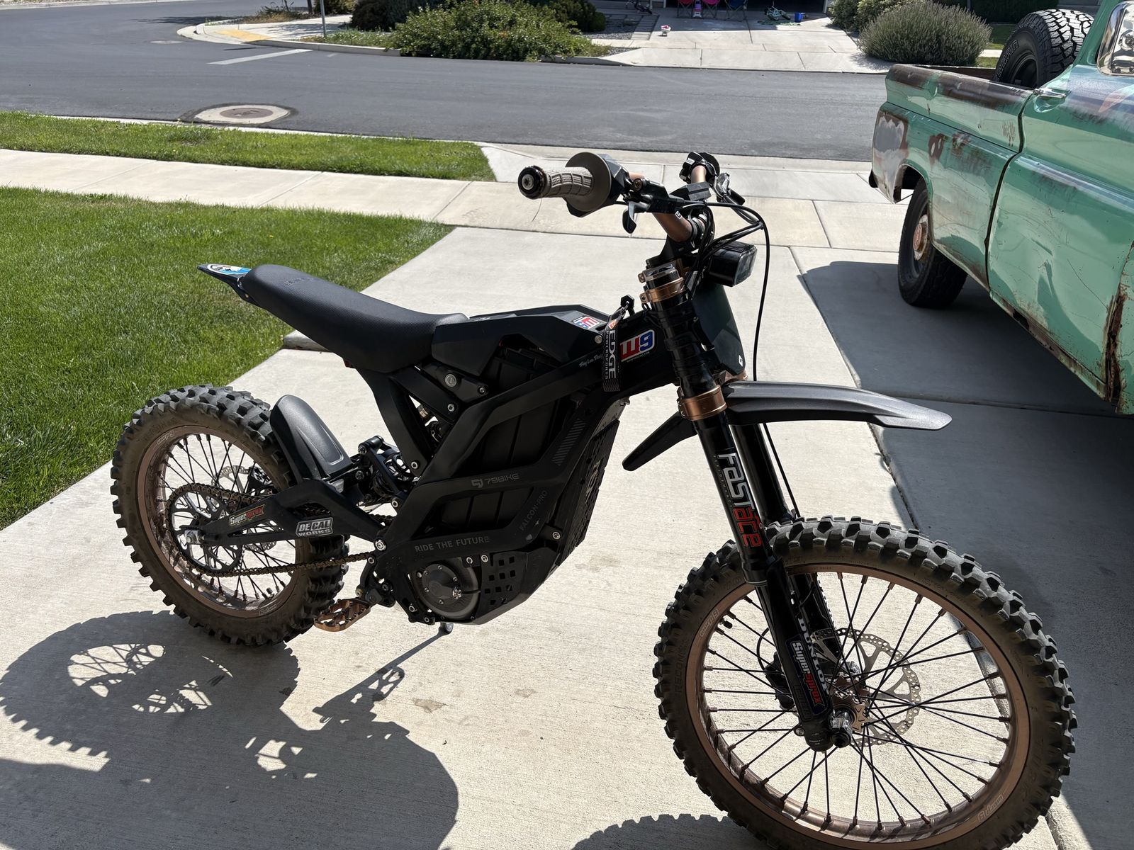 79Bike Falcon Pro Electric Dirt Bike - Black / Magneseum -