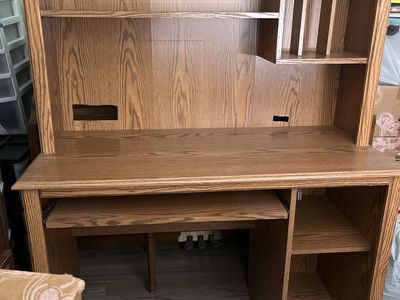 Computer desk
