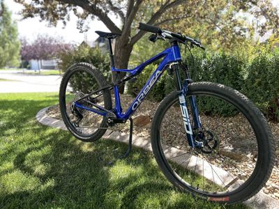 Orbea Oiz M-LTD + Flight Attendant & Powermeter