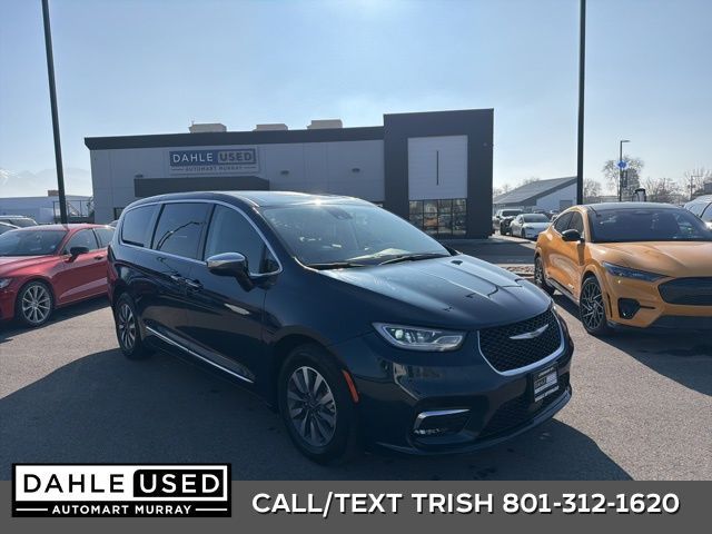 2023 Chrysler Pacifica Plug-In Hybrid Limited