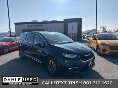2023 Chrysler Pacifica Plug-In Hybrid Limited