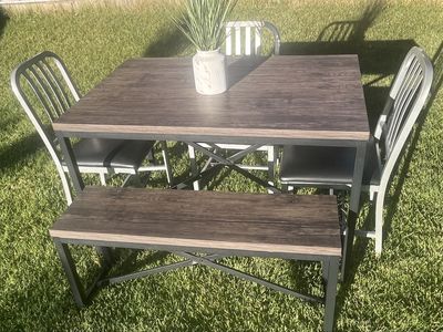 Modern dining table set
