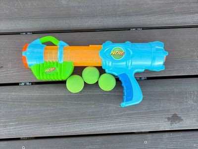 NERF Hydro Ball Blaster Water Gun with 3 Foam Balls - Blue/Orange/Green Outdoor Toy