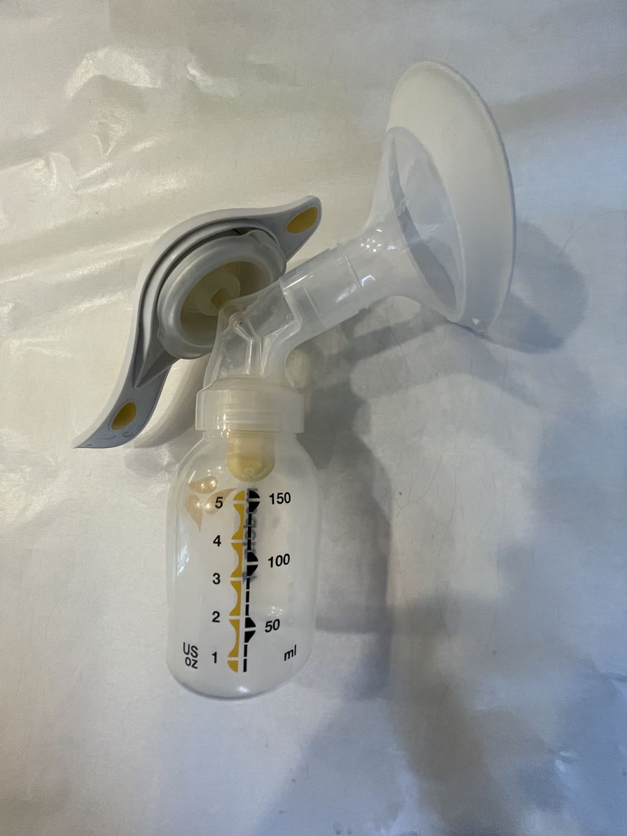FREE Medela Harmony manual breastpump