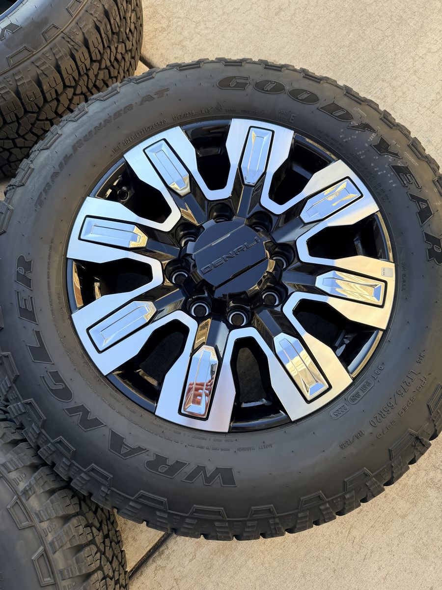 NEW Take Off Denali Wheel/Tires GMC Sierra2500HD