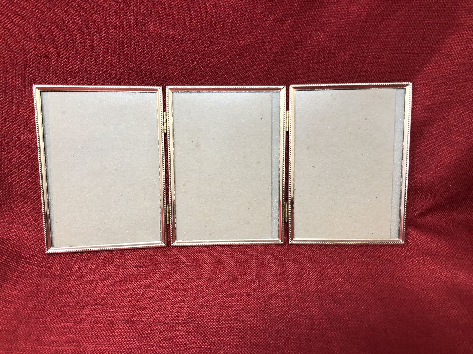 Vintage Triple Folding Picture Frame – 5x7