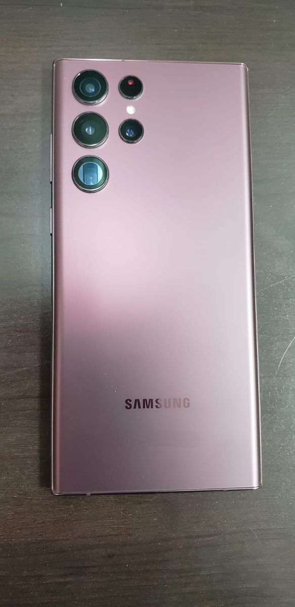 Samsung Galaxy S22 Ultra 5G 512GB - Unlocked