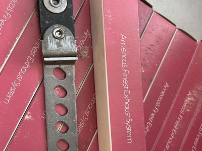 15 Universal Napa 35103 America's Finest Exhaust System Hangers