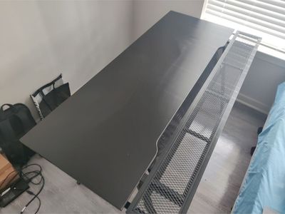 IKEA UTESPELARE Gaming Desk