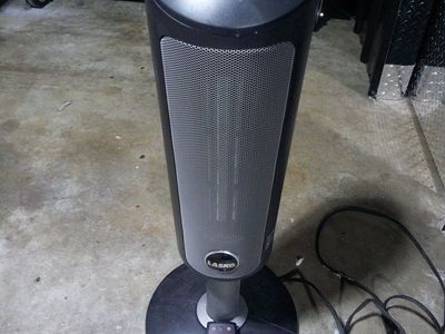 Lasco Tower Digital Heater with Remote