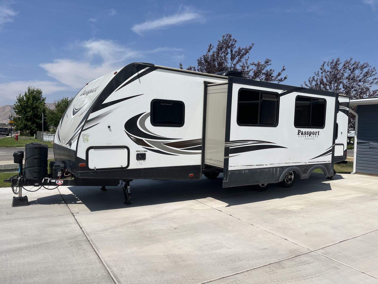 2018 Keystone Passport Ultra Lite Grand Touring 2810BH