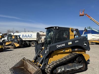 2022 Deere 331G Skid Steer