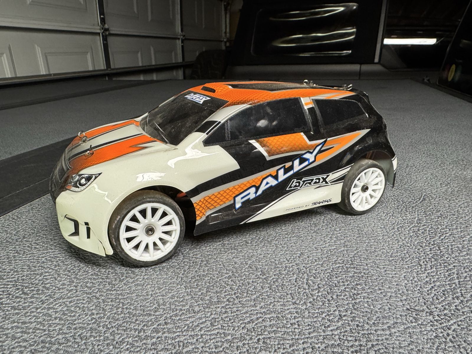 1/18 Traxxas LaTrax RC car