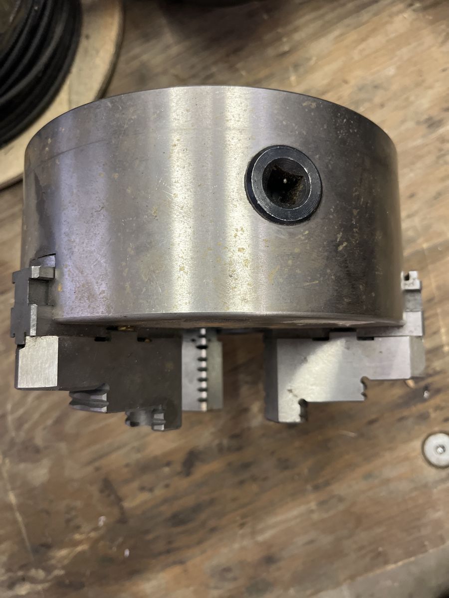 Main image 3