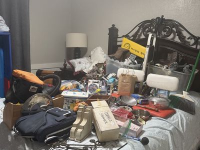 Yard / Garrage sale May 22-23 10:00-6:00 Providence city vintage antique