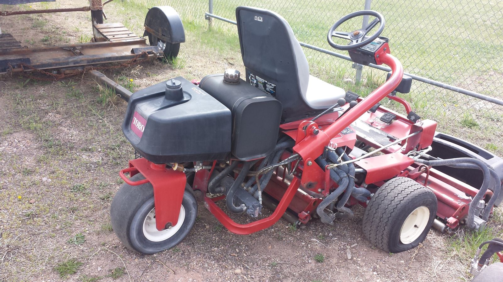 toro greenskeeper3100
