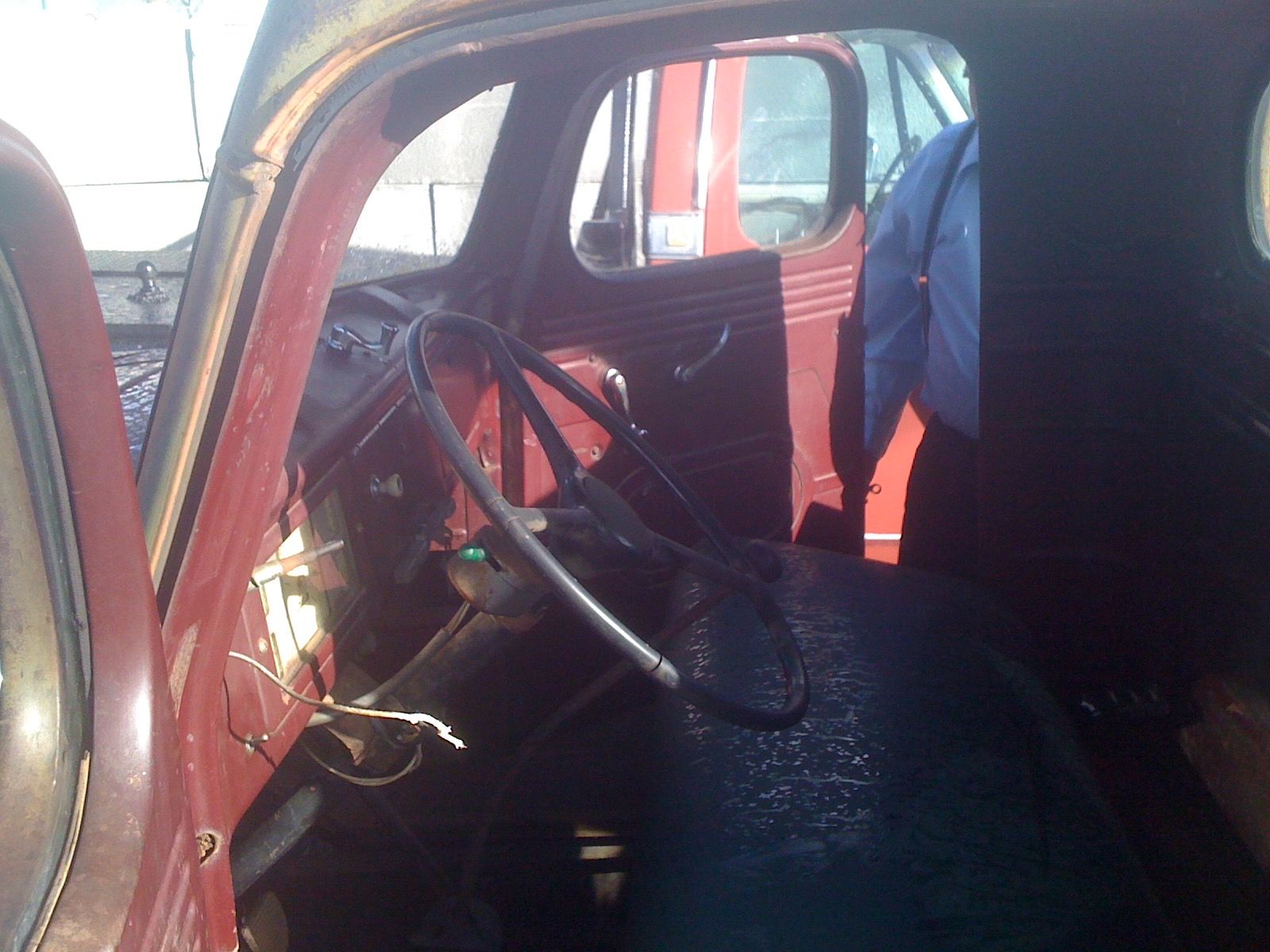 Main image 2