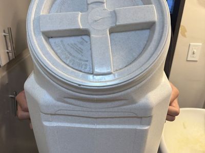 Gamma2 Pet Food Storage