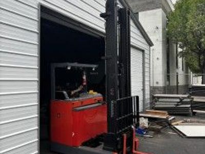Toyota Electric Reach Forklift 2500lbs capacity