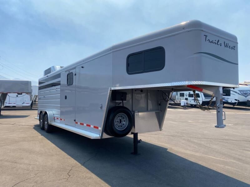 New 2026 2026 Trails West Santa Fe 24' GN
