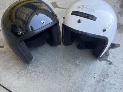 GMAX Open-Face Motorcycle Helmet White; Daytona Cruiser DOT Black Helmet Youth L/XL