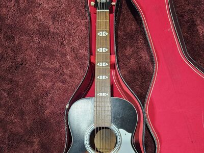 Vintage Stella Harmony parlor