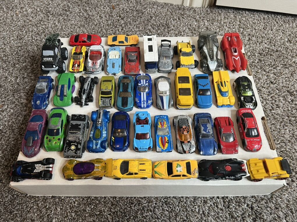 75 Assorted Mini Toy Cars