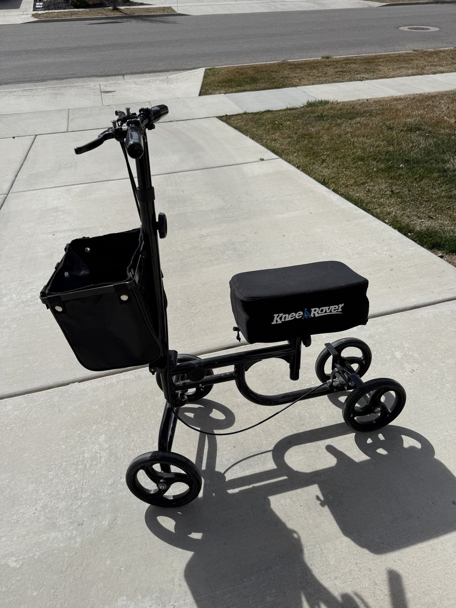 Knee Scooter