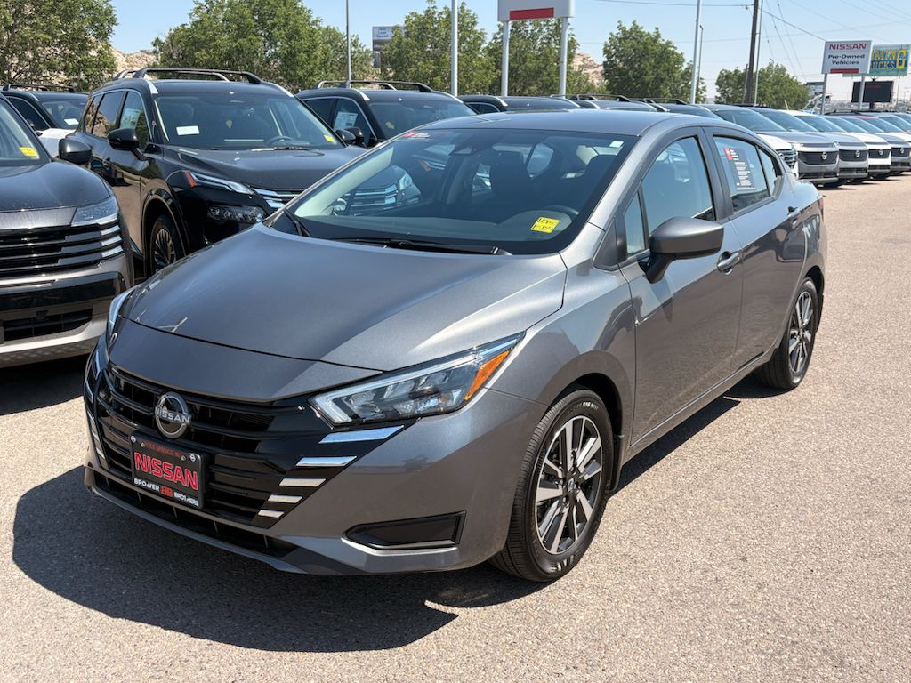 2025 Nissan Versa SV