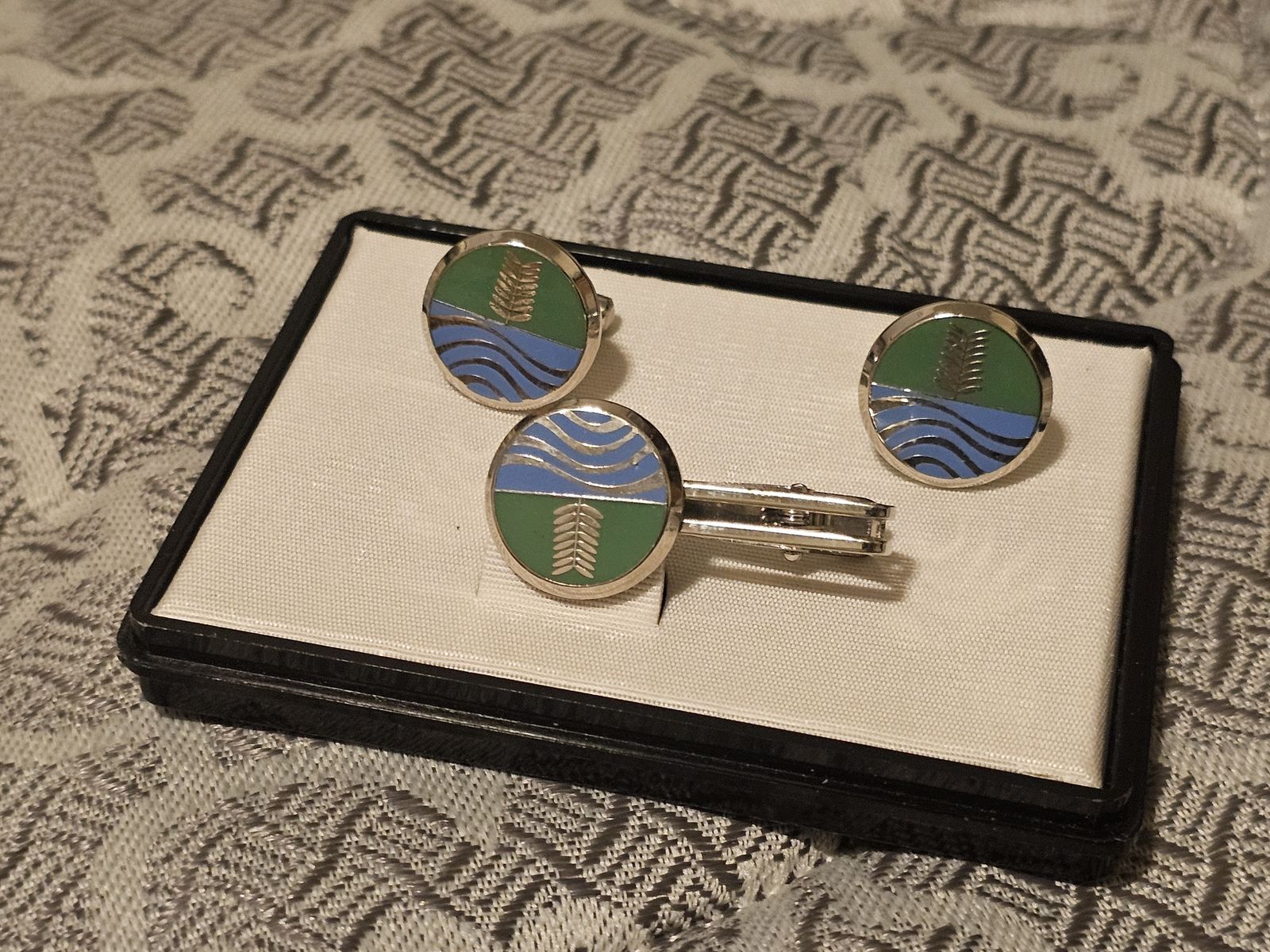 River & Wheat Blue & Green Cufflinks & Tie Clip New