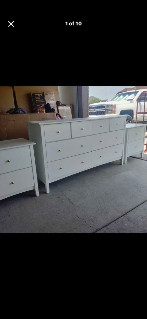Set Of Dresser 8 Drawers Refinished White