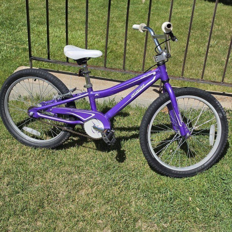 Specialized Hotrock 20" Kids BMX Bike - Purple, White Seat, Good Condition