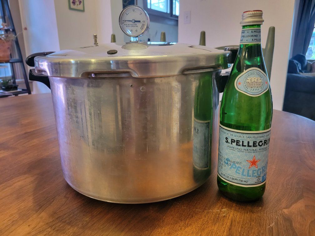 Presto pressure canner and cooker 23 qt