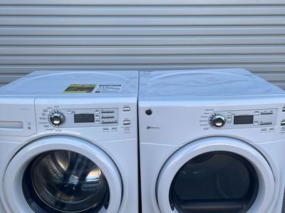 Stackable GE Washer & Electric Dryer, Free Delivery.