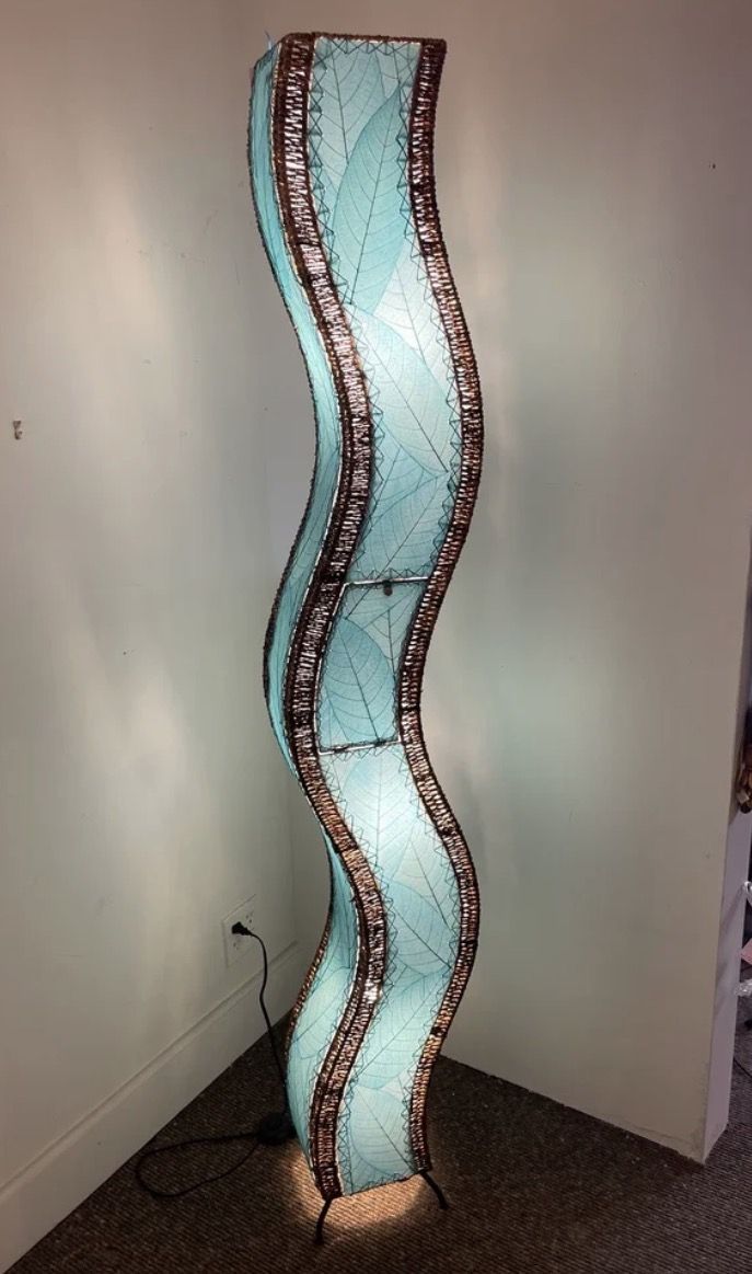 Handmade Dried Leaf Lamp