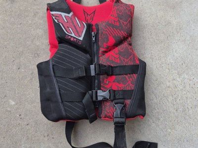 O'Brien Child Life Jacket - USCG Approved PFDs for 30-50 lbs.