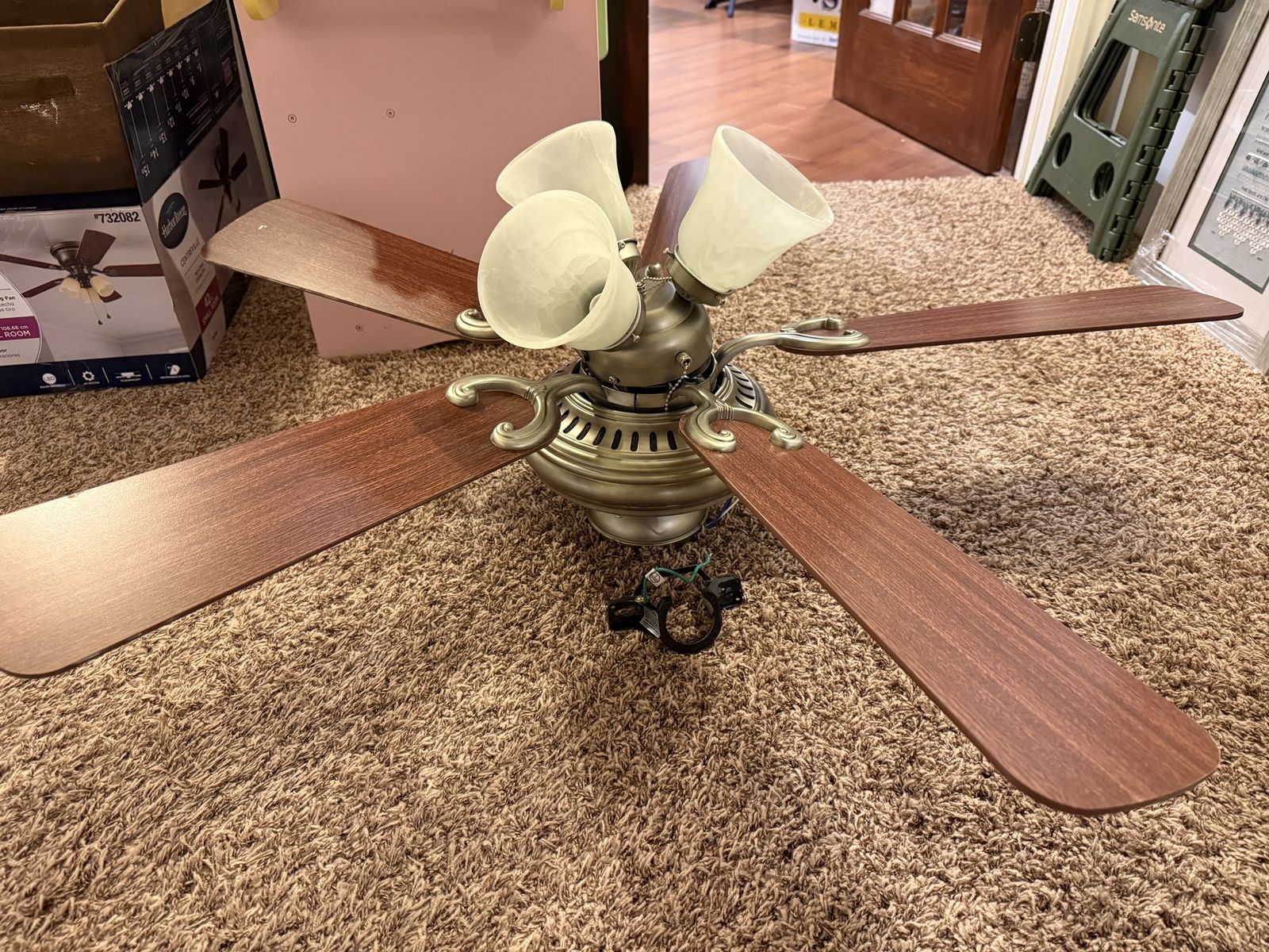Harbor Breeze 42-Inch Ceiling Fan with 3-Light Kit and 5 Blades