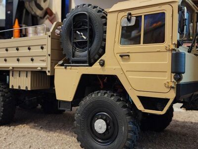 Cross rc Mc6c 6x6 military vehicle!!