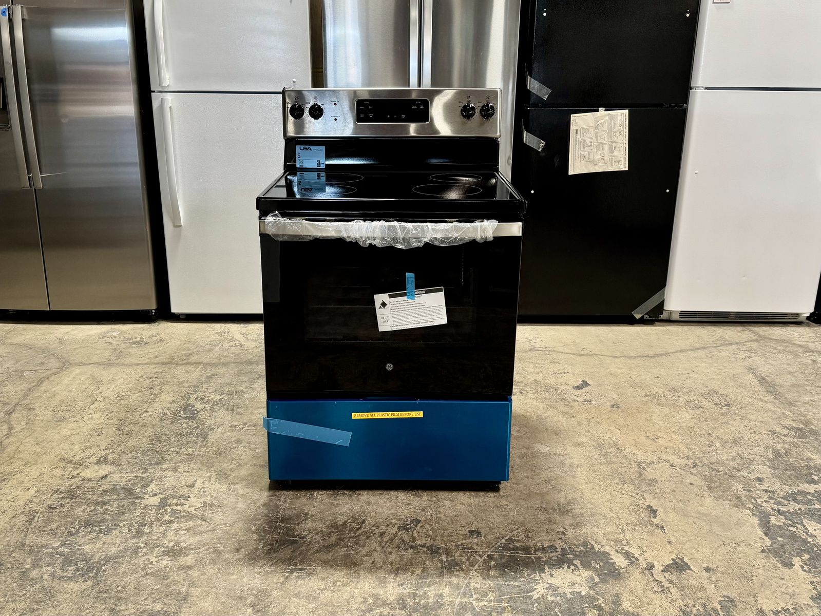 NEW GE ELECTRIC RANGE