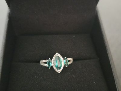 Sparkling Emerald Green CZ & Pave Accent Ring - , Marquise Cut, Sterling Silver Tone