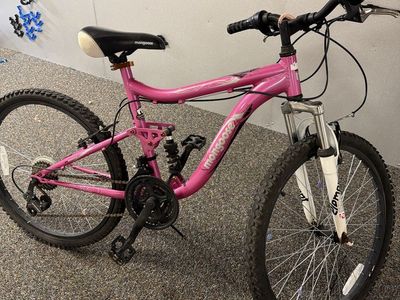Mongoose Captive 21 Speed Full Suspension Mountain Bike - Pink (Used)