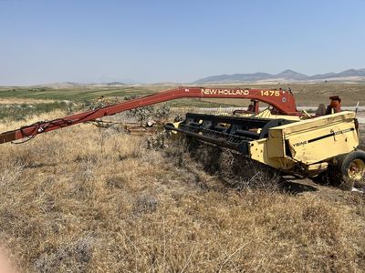 1475 New Holland Haybine Pull Behind Swather